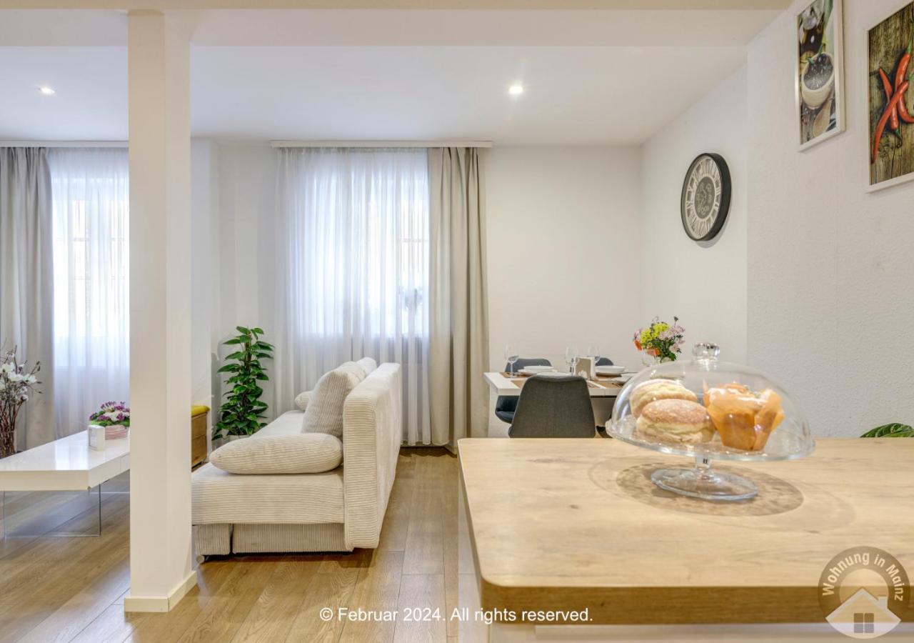 Schoene Wohnung In Beliebte Stadtteil Von מיינץ מראה חיצוני תמונה
